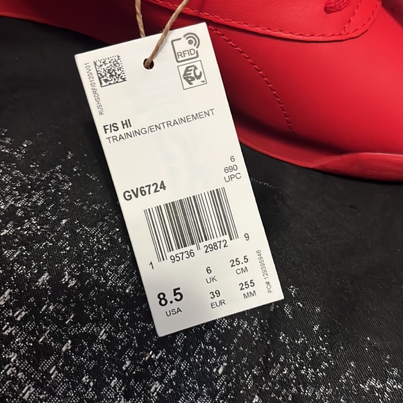 Cardi B Reebok - Picture 4 of 5